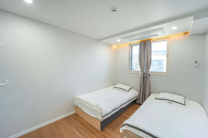 [Yeongjong, Incheon] Within 5 minutes walk from Yeongjongdo Unseo Station #Chandelier #Dogs allowed 22