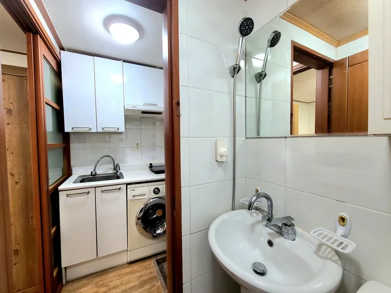 [Gwanak, Seoul] Fully-furnished one-room near Seoul National University 103 (semi-basement) 11