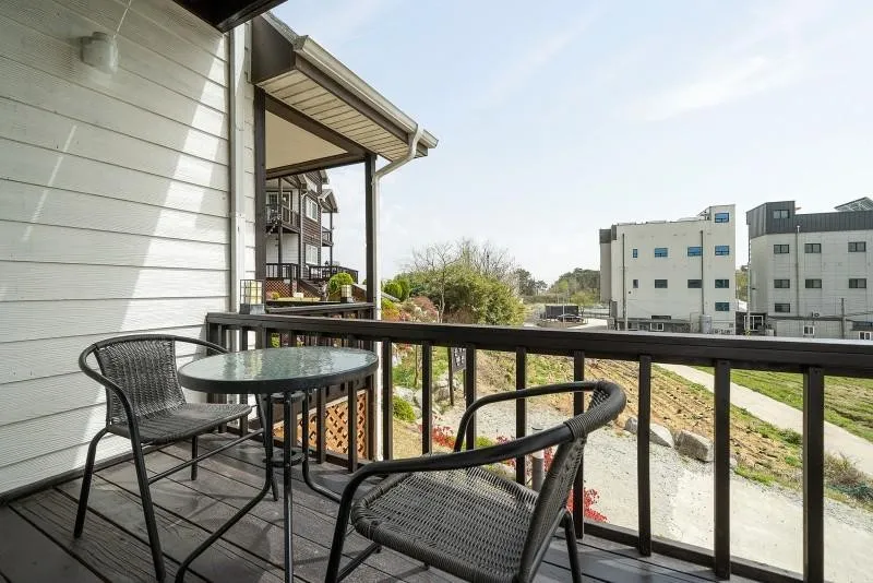 [Gangneung] Gangneung Family Pension, Pet-friendly Pension within 5 minutes walk of Sungeut Beach, Room #103 16