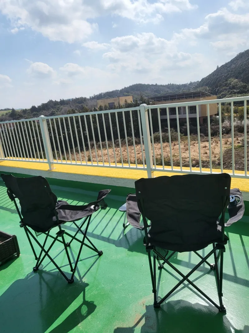 [제주 구좌] 조용한 힐링되는 투룸 브랜드뉴 타운하우스2층 개인옥탑텃밭 33
