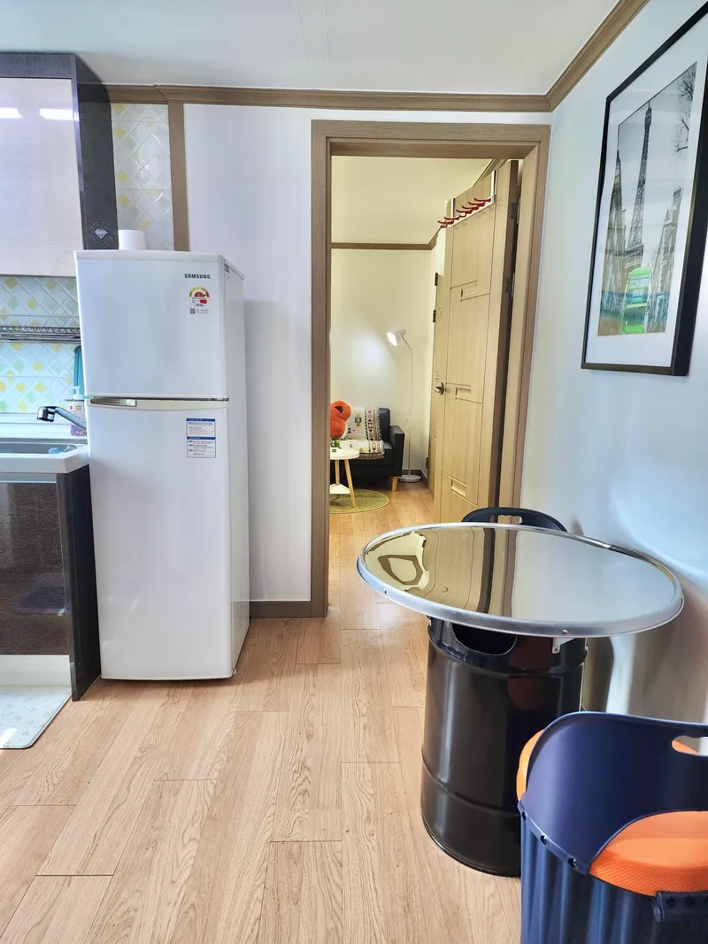 [Geoje] Geoje Center Emotional Accommodation Separate One Room 303 #Netflix #Tving 8