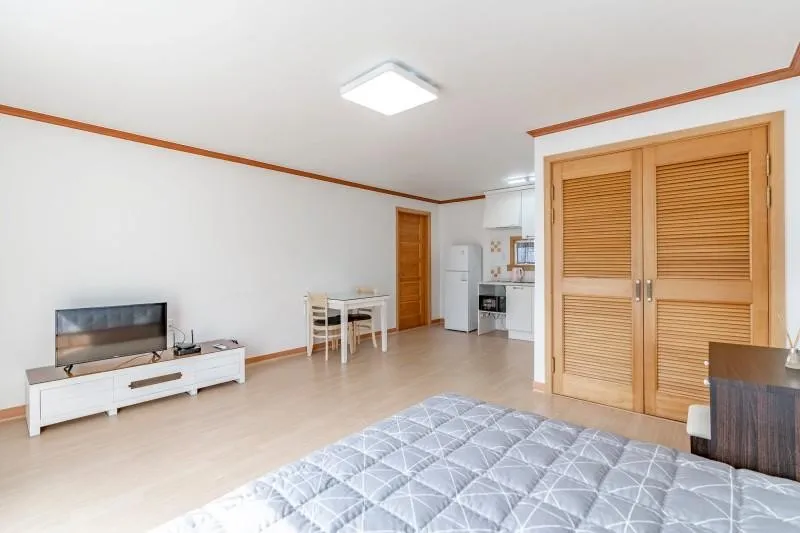 [Sokcho] Pension with a view of Ulsanbawi right in front of Seoraksan Native Botanical Garden #Punggyeongnet 2nd floor 2