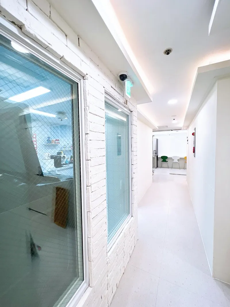 [Seongnam][Bundang] 10 minutes from Pangyo, 1 minute from Seohyeon Station, women-only studio apartment 25