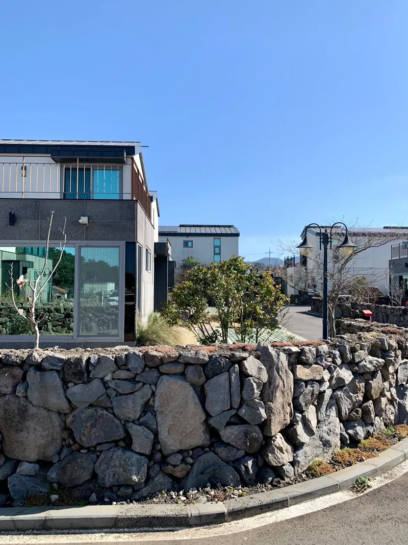 [제주 애월] #넓은 독채 #잔디마당 #바베큐데크 #복층 #가까운오름 2 20