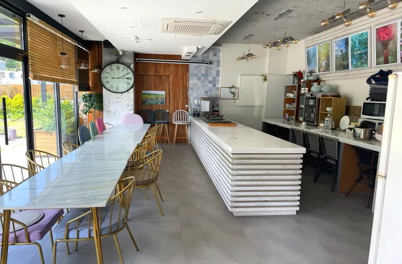 [Gijang, Busan] European-style two-room private pension #3 bathrooms #2 shower rooms 42
