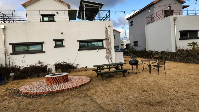 [제주 한림] 제주 협재. 마당넓은 독채팬션 #한달살이 환영 33