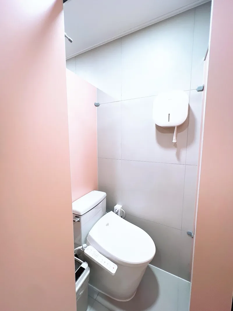 [Seongnam][Bundang] 10 minutes from Pangyo, 1 minute from Seohyeon Station, women-only studio apartment 22