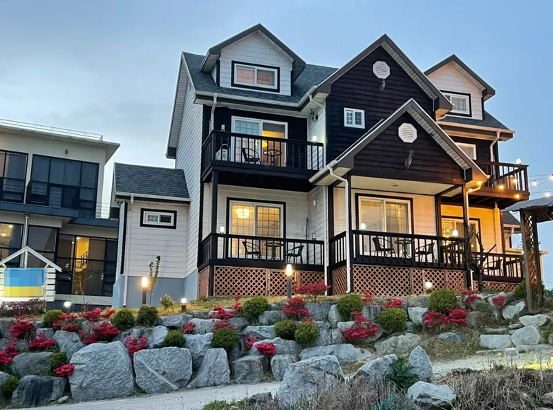 [Gangneung] Gangneung Family Pension, Pet-friendly Pension within 5 minutes walk of Sungeut Beach, Room #103 22