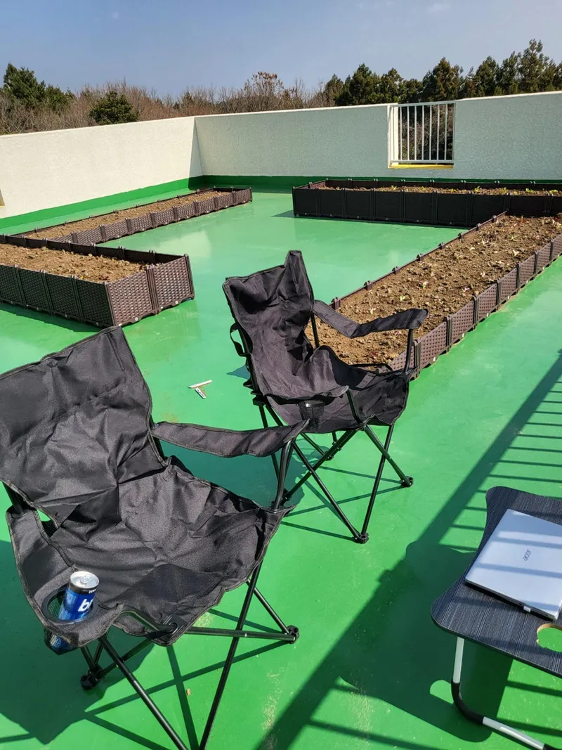 [제주 구좌] 조용한 힐링되는 투룸 브랜드뉴 타운하우스2층 개인옥탑텃밭 32