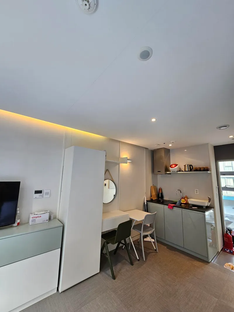 [Topyeong-dong, Seogwipo] P2 Taktwin Full-length glass healing twin bed half-forest forest forest forest view 8