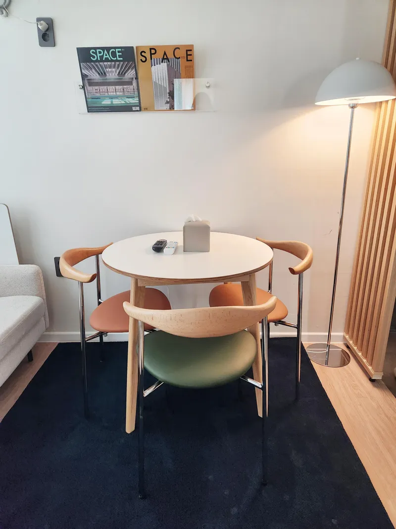 [Yangcheon, Seoul][Mok-dong - Max. 4 / Pets Allowed] 5-minute walk from Lines 2 & 5 / Free Parking 18
