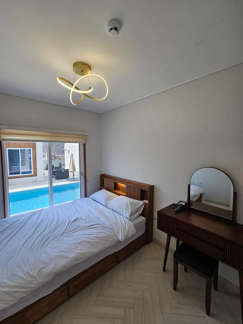 [Yeosu] Hwayang New Eco-friendly 23-pyeong Private House Large Hot Water Pool Phytoncide Forest Bathing 4