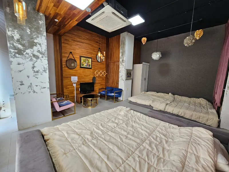 [Gijang, Busan] European-style two-room private pension #3 bathrooms #2 shower rooms 3