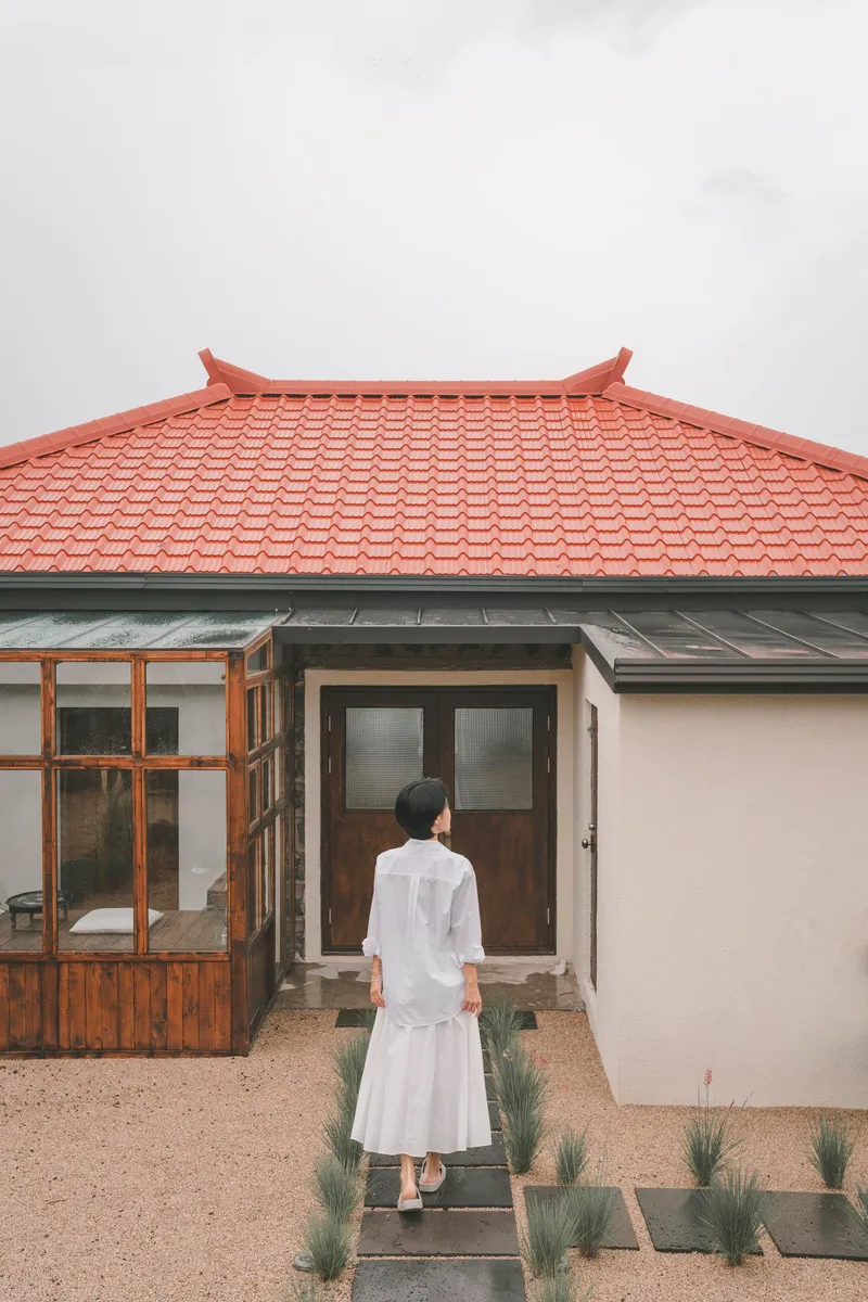 [Hangyeong, Jeju] Panpo Port, a sentimental old house with a view of windmills on the sea 5