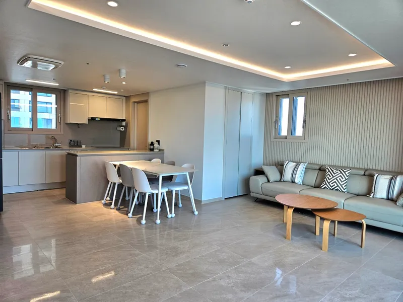 [Sokcho] Ocean Apartment, newly built and like my own home, with a view of the sea and Seoraksan Mountain 69