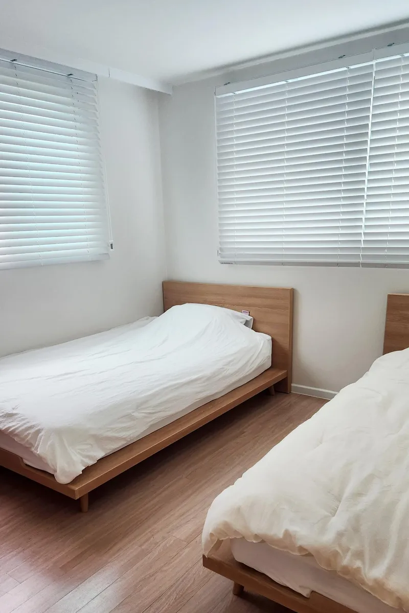 [Yangcheon, Seoul][Mok-dong - Max. 4 / Pets Allowed] 5-minute walk from Lines 2 & 5 / Free Parking 28
