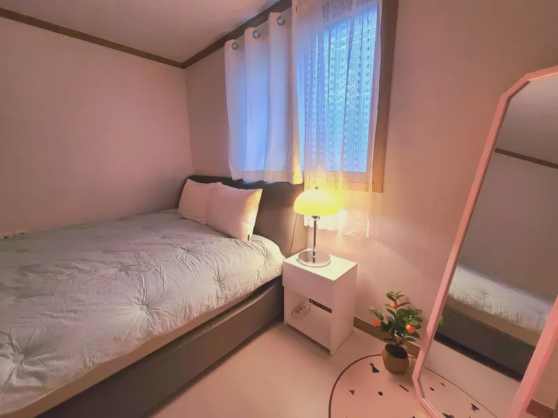 [Gyeongju] Near Hwangridan-gil Terminal #Special room and separate bedroom #Two rooms #Free parking 4