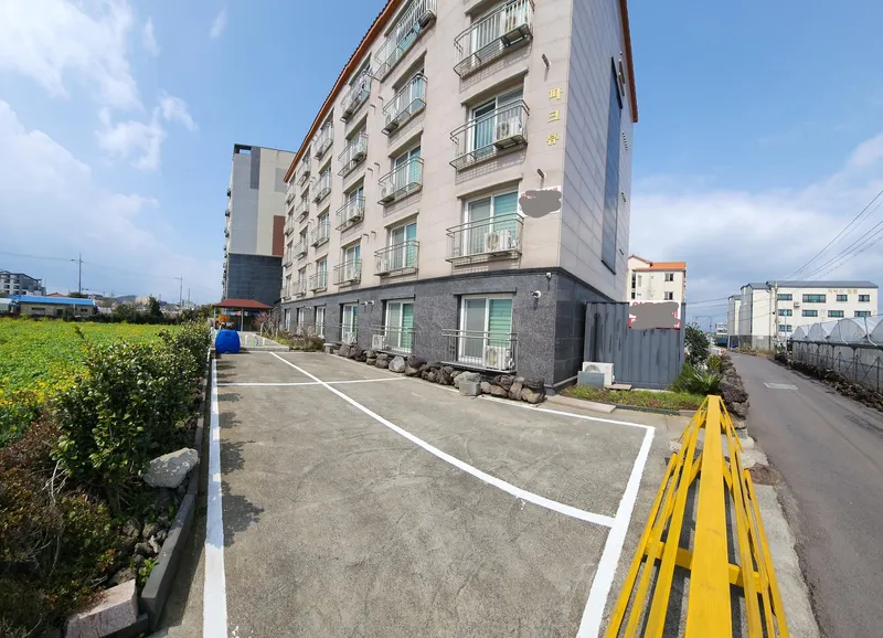 [Pyoseon, Seogwipo] Clean and safe 1.5 room with a view of the Pyoseon sea 12