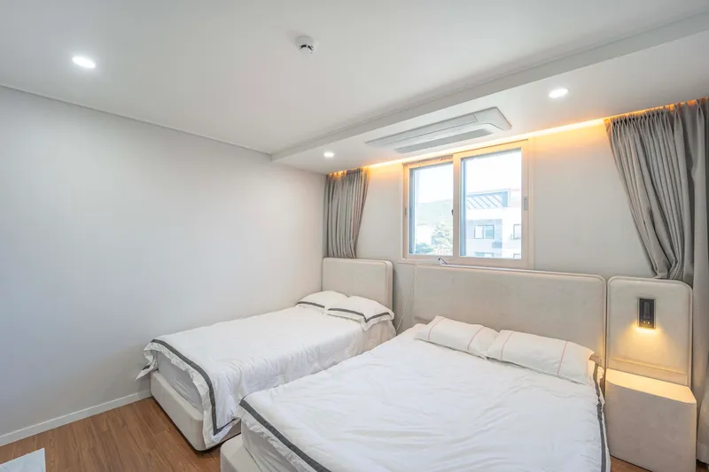 [Yeongjong, Incheon] Within 5 minutes walk from Yeongjongdo Unseo Station #Chandelier #Dogs allowed 17