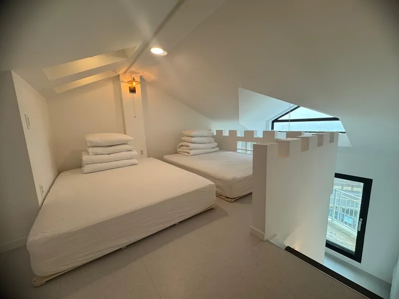 [Aewol, Jeju][Aewol large accommodation] Accommodation for up to 8 people #duplex #ocean view #Aewol sea #beam 6