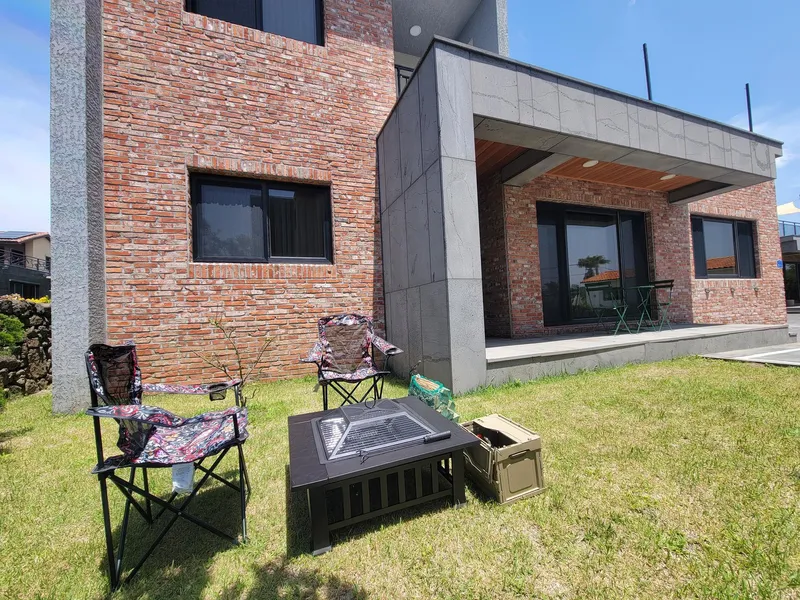 [Aewol, Jeju] Private detached house and pool villa and spacious space #Pets allowed 19