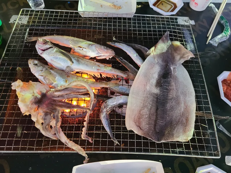 [Sokcho][Sokcho Joyang-dong] Lake view hot spring sauna swimming pool quiet top floor rooftop downtown 33