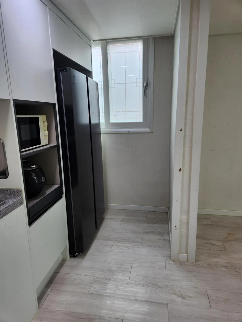 [Seo-gu, Daejeon][Daejeon Galma-dong] Large TV Queen Bed Dryer #PetFriendly 29