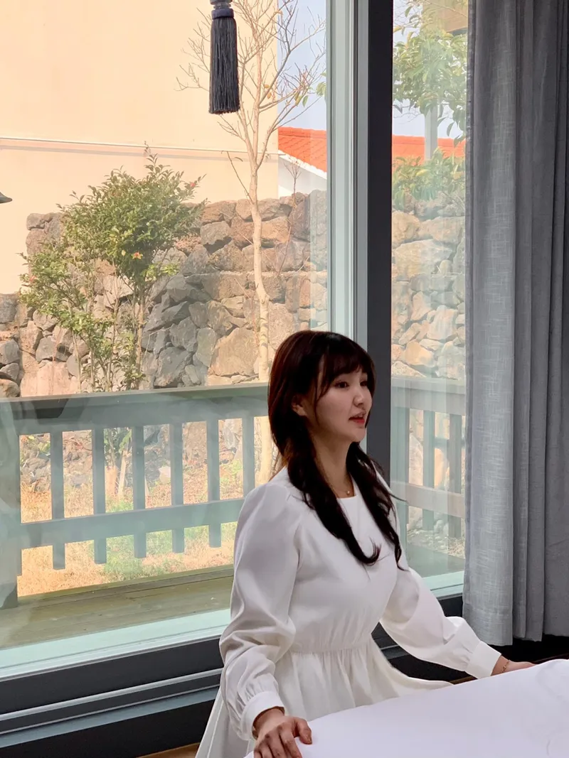 [제주 애월] #넓은 독채 #잔디마당 #바베큐데크 #복층 #가까운오름 3 81