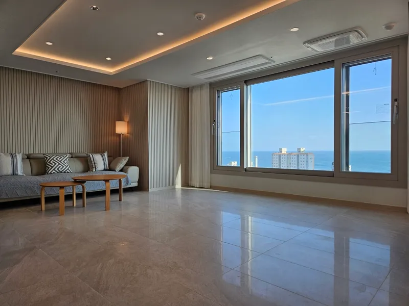 [Sokcho] Ocean Apartment, newly built and like my own home, with a view of the sea and Seoraksan Mountain 94