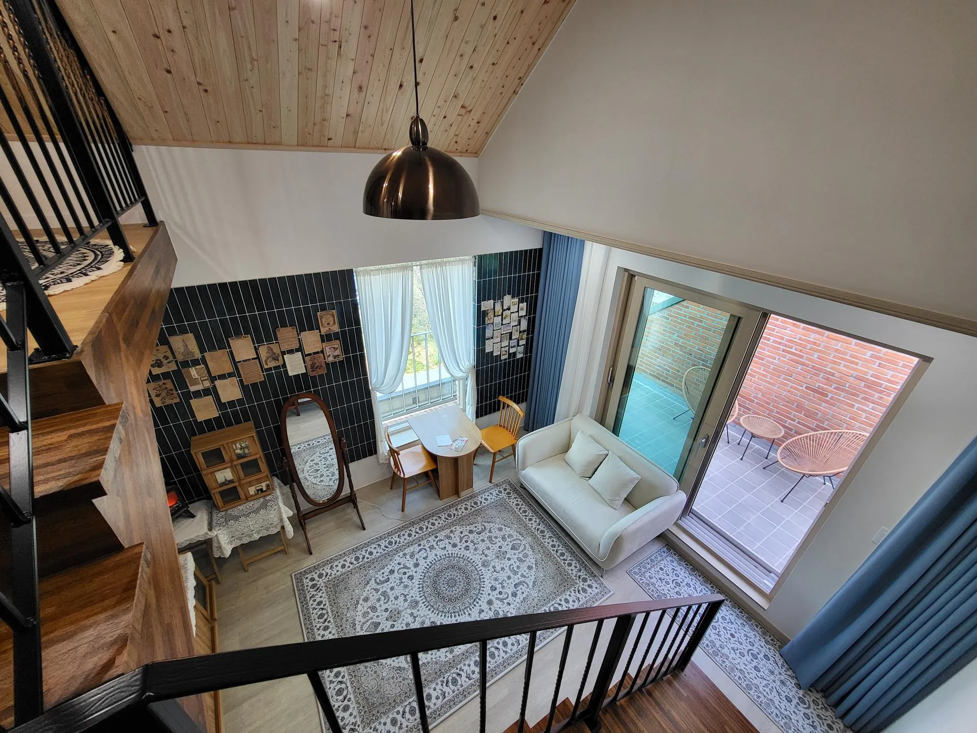 Chodang-dong Rooftop Duplex House