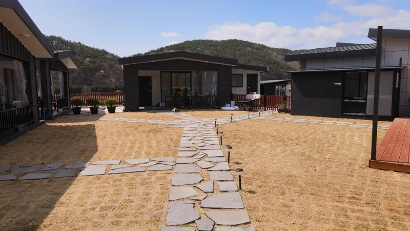[경남 고성] 한적한 시골마을 반려동물 동반 독채형 펜션 1동 7