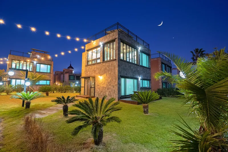 [Namwon, Seogwipo] Quiet and private 3-story independent pool villa (pets allowed) 14