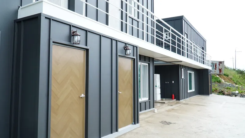 [Tongyeong] Pension 102 with a beautiful sunset ocean view located in Yeonhwa-ri 5