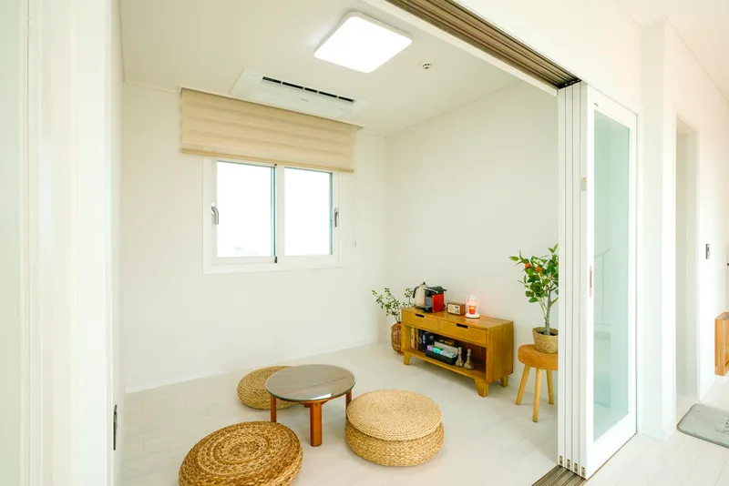 [Daejeong, Seogwipo] Three-room duplex house with a view of the horizon 22