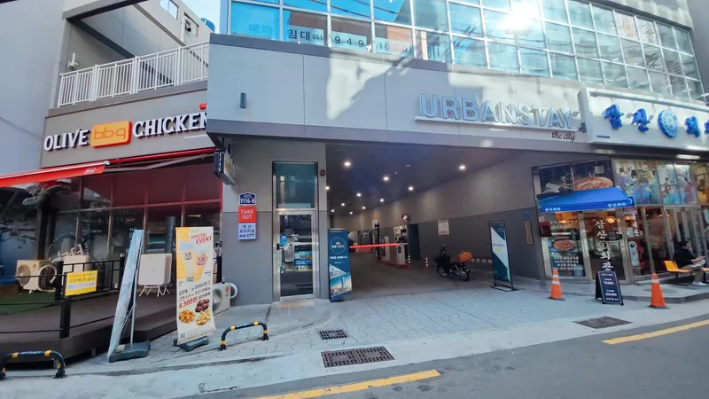 [Yeonje, Busan] 1 minute walk from Yeonsan subway station, newly built, fully equipped 13