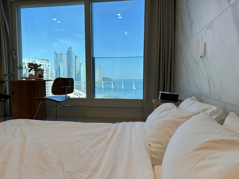 [부산 수영] 광안리오션뷰 등대하우스 밀락더마켓 4
