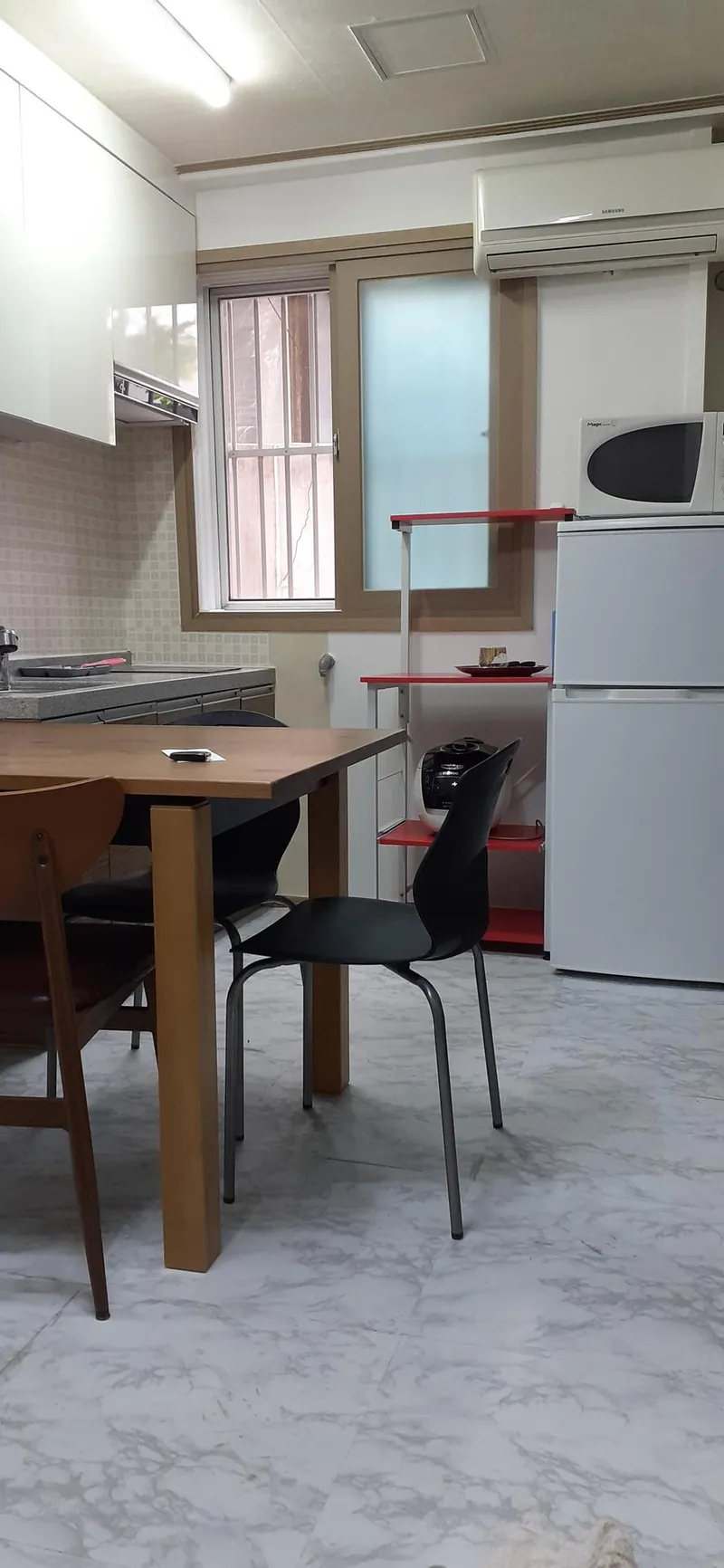 [Seo-gu, Daejeon] Yongmun Station. For the whole family. Comfortable 1.5 room. 4 10