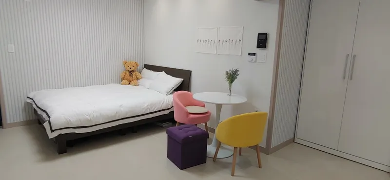[제주 구좌] 평대 해변이 120미터, 돌담이 정겨운 마을안 신축 농가주택 B동 13