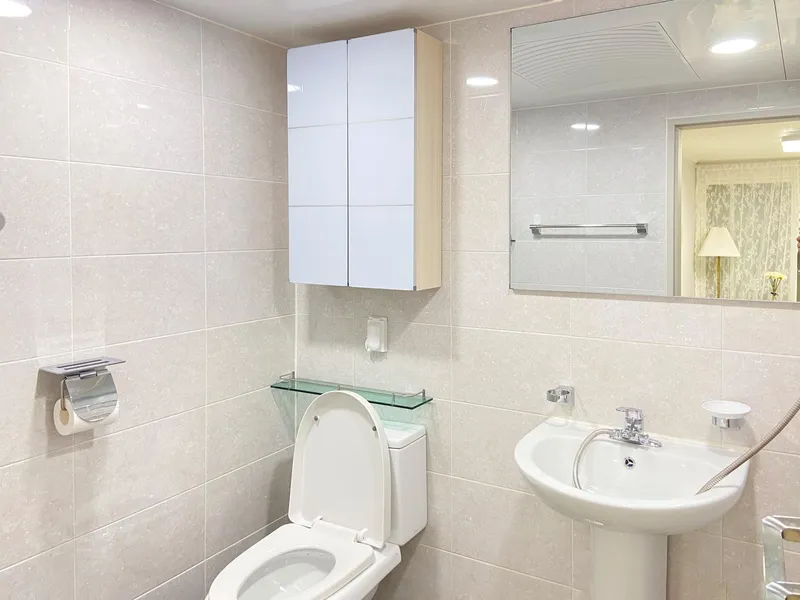 [Gangnam, Seoul] Daechi Academy Street Quiet Two-Room Cozy Accommodation - Room 102 12