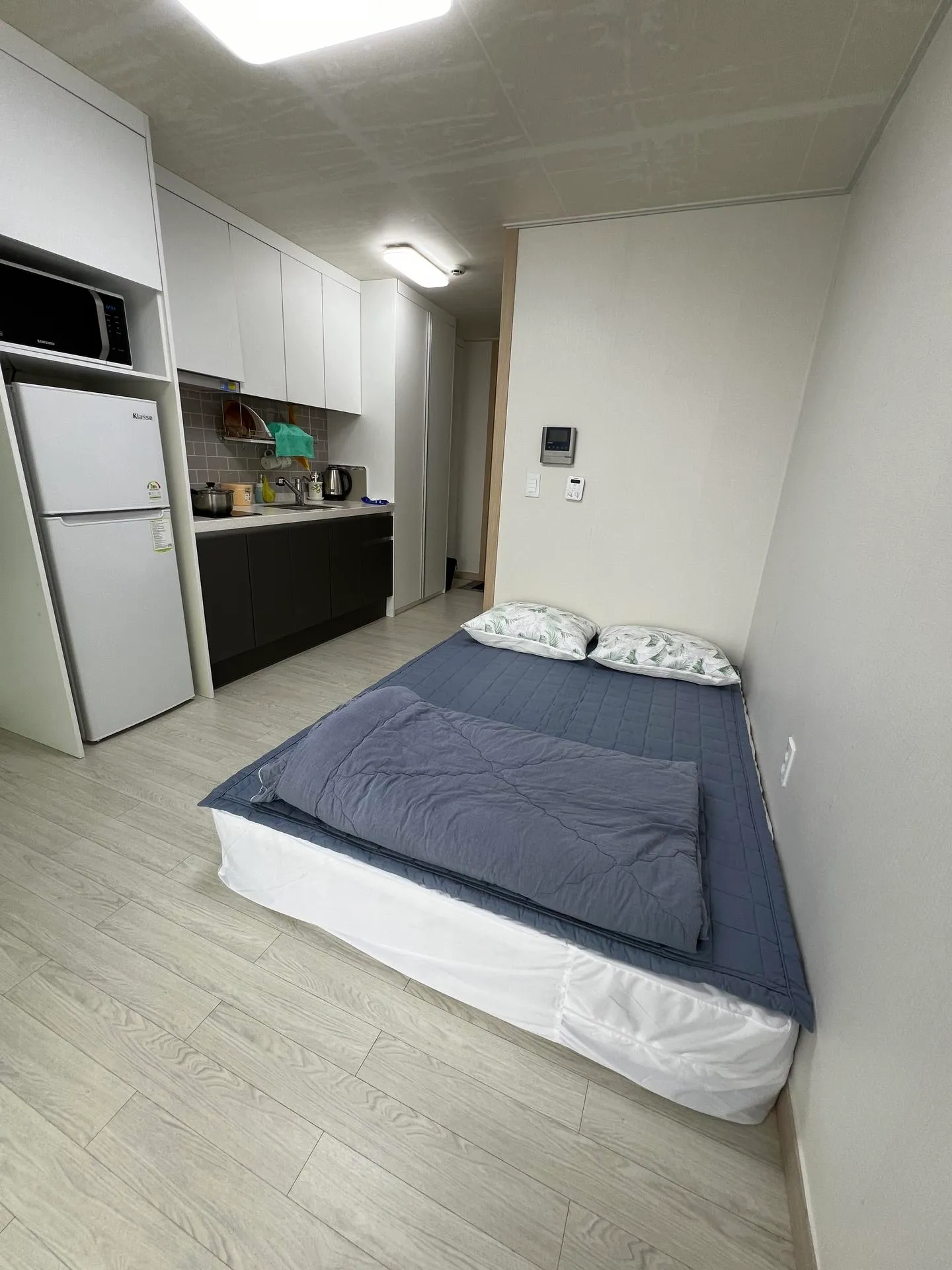 Samsan-myeon Seaside One-Bedroom House