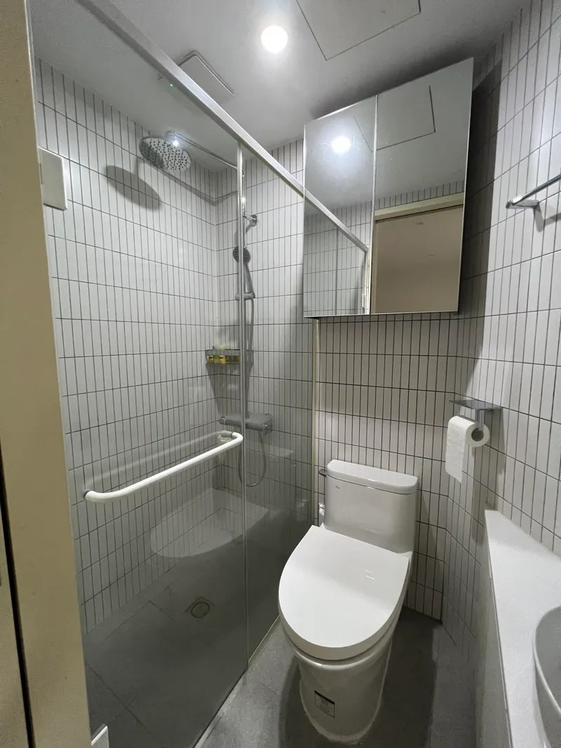 [Seongdong, Seoul] A pretty one-room apartment next to Songjeong Embankment Road and Jungnangcheon Stream 32