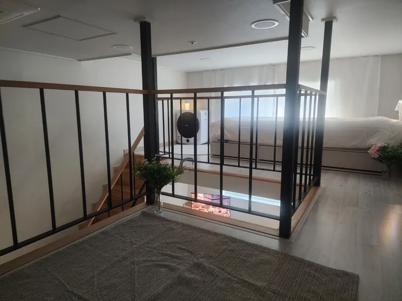 [Seongdong, Seoul] Ttukseom, Seongsu Spacious duplex officetel with full facilities. Just come in. 10