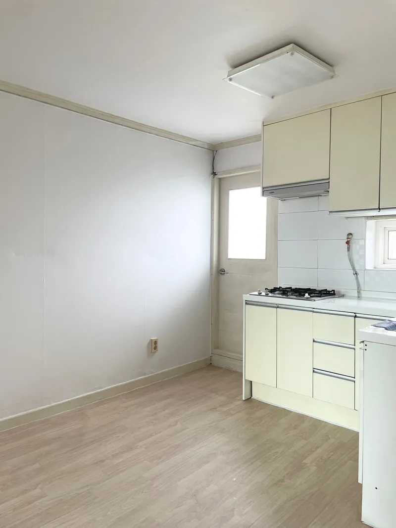 [Jemulpo, Incheon] 6-minute walk from Chinatown, single-family apartment (living room + 2 rooms + 1 bathroom) 9