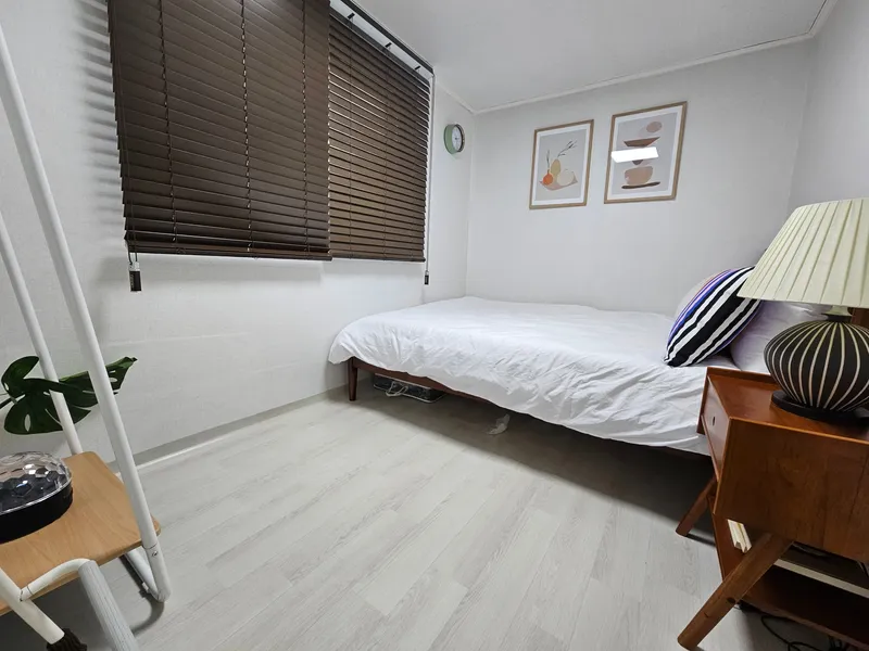 [Gangseo, Seoul] 2-room emotional accommodation, 5 minutes walk from Hwagok Station, near the airport, Magok, Hongdae, and Yeouido 9