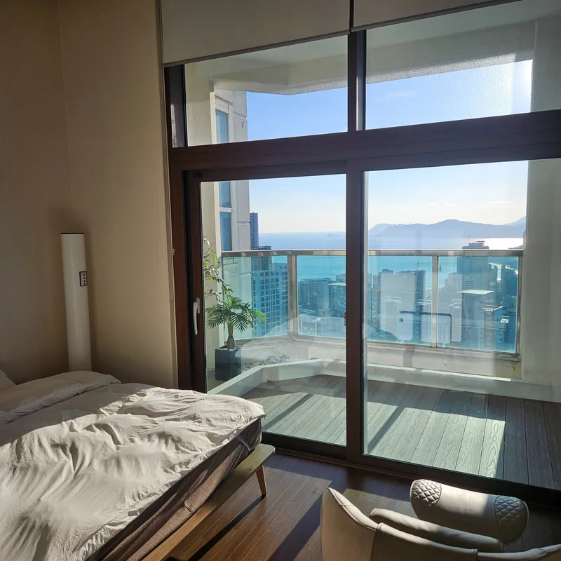 [Haeundae, Busan] Haeundae Ocean View, Large Room (Max. 8 People), Suitable for Families, Cebu Resort Style 6