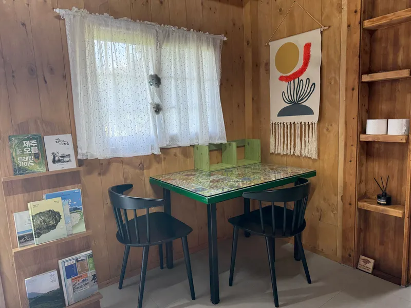 [제주 구좌] 제주 매력을 품은 중산간 마을 송당.동화속 주인공 되는 별,나무핑크하우스 7