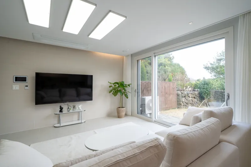 [Jocheon, Jeju][Jeju Pretty House] #Jeju Clean House #One Month Living #Hamdeok Accommodation #New Construction #3-story Independent House #Electric Car Charger 2