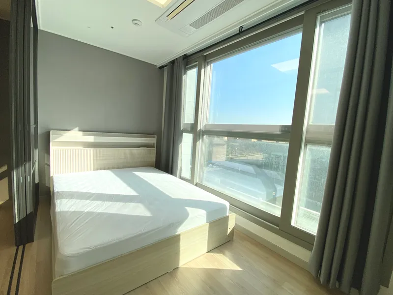 [Yeonsu, Incheon] 3-minute shuttle from Incheon Airport to Song Hyun-ah's Songdo Hot Place, a quiet space 11
