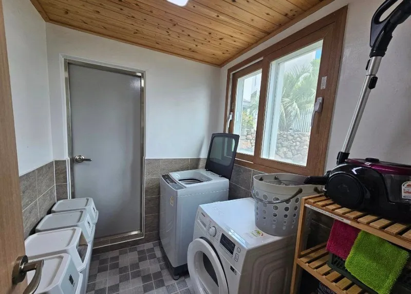 [Andeok, Seogwipo] #DaepyeongPort #Baksugijeong #GunsanOreum/2-story detached house 22