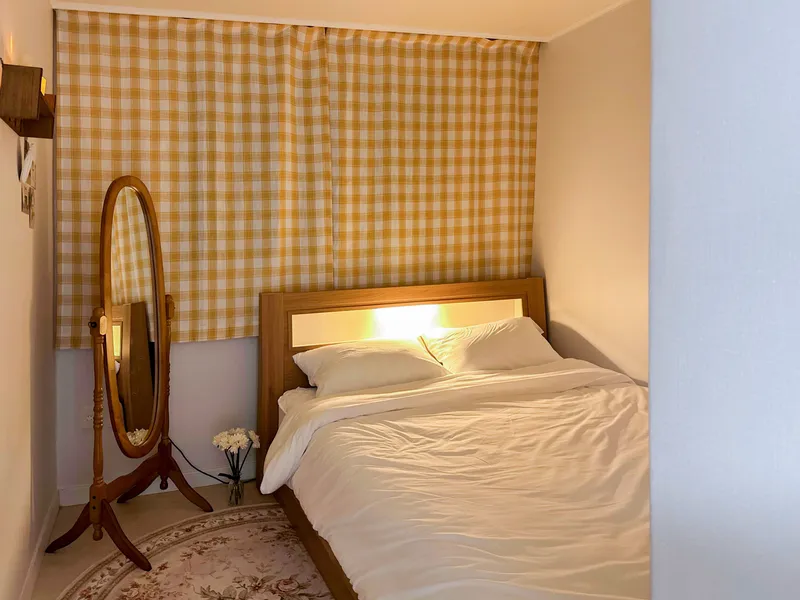 [Gangnam, Seoul] Daechi Academy Street Quiet Two-Room Cozy Accommodation - Room 102 7